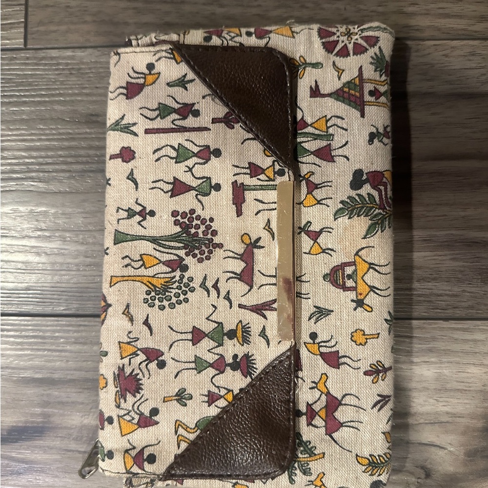 Aritzia Multicolor Patterned Clutch